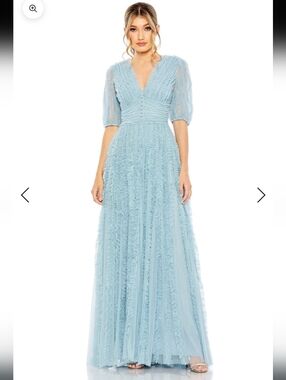 NWT Mac Duggal V Neck Puff Sleeve Ruffle Tiered A Line Gown Size 18